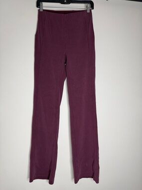 Lululemon maroon ribbed flare pants size 6